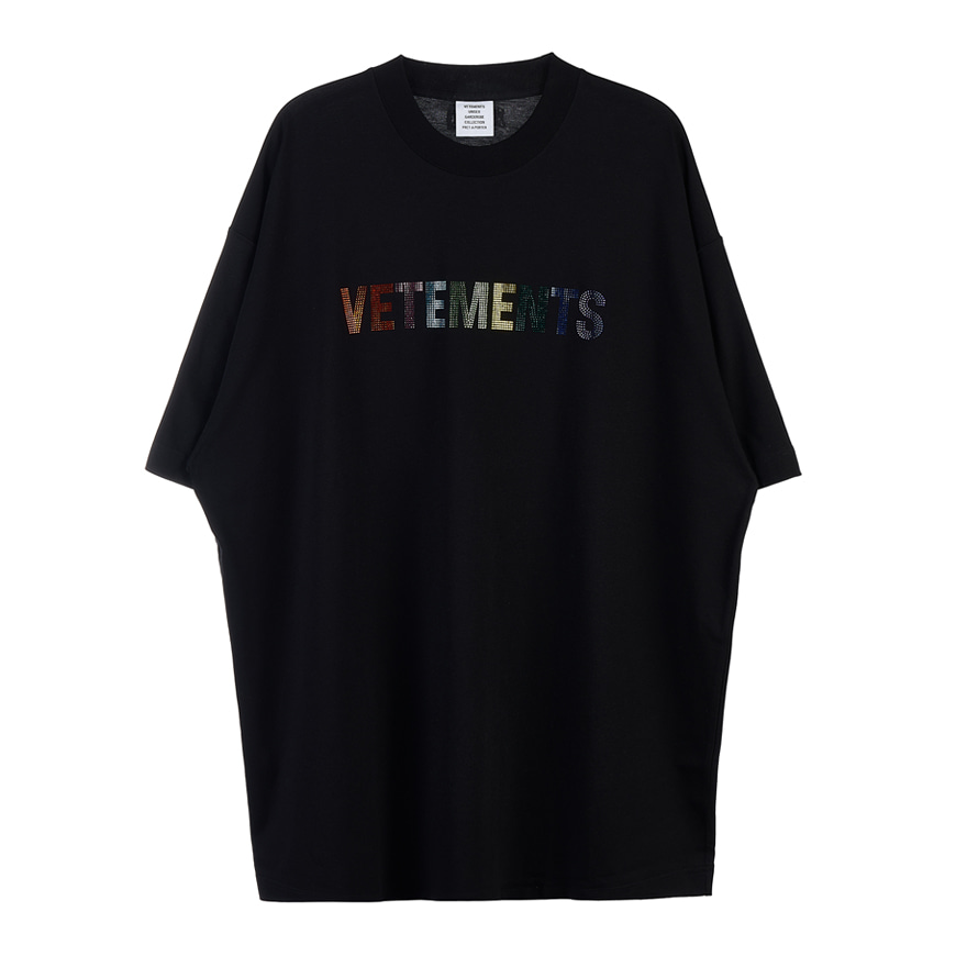 [라벨루쏘] [베트멍] [22SS] 멀티컬러 크리스탈 로고 티셔츠 UE52TR510B BLACK